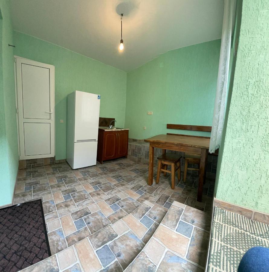 Guesthouse On Sovhoznaya 18 Gagra Luaran gambar